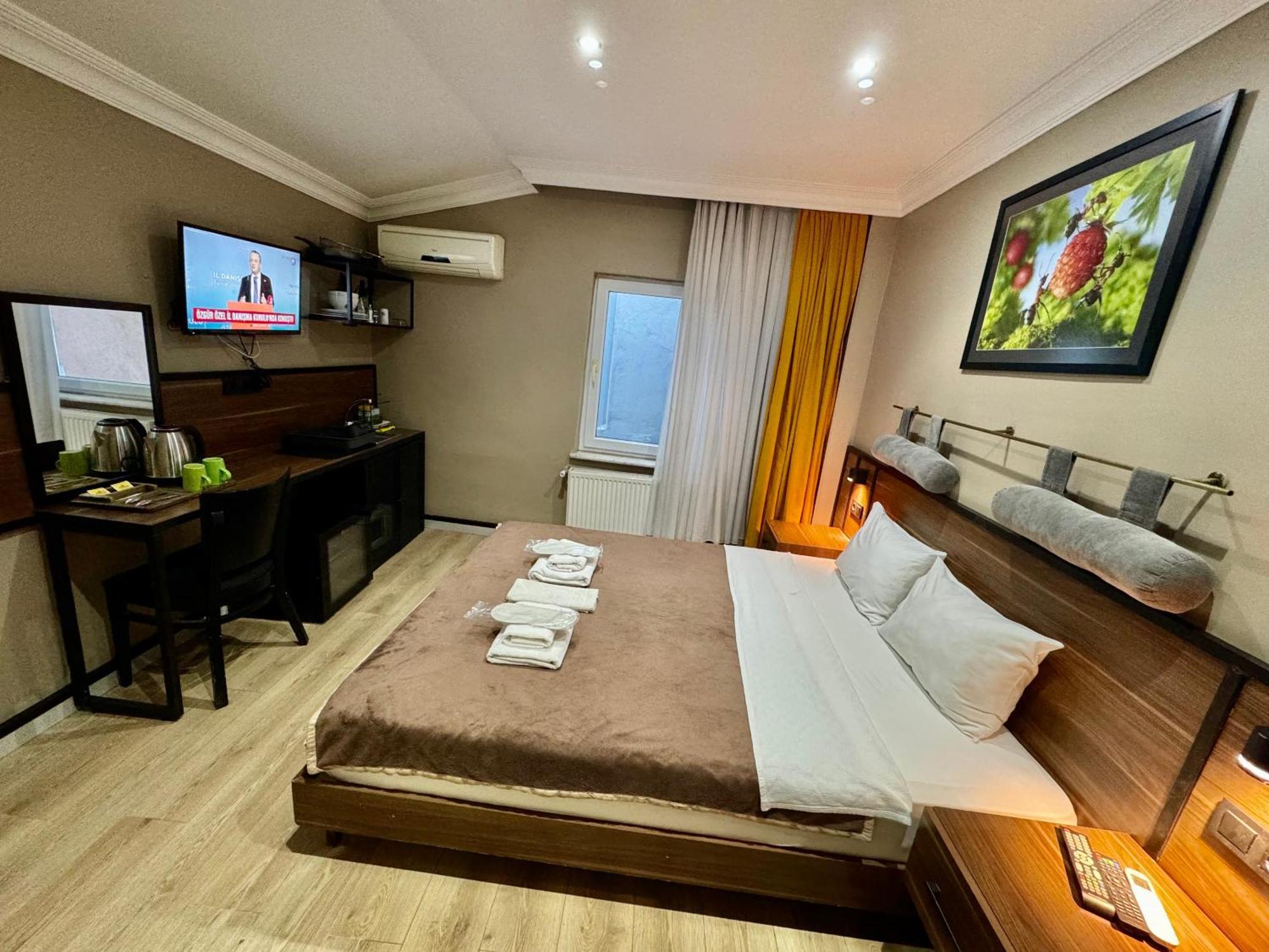 Aram Kerasi Rooms Istanbul Exterior photo